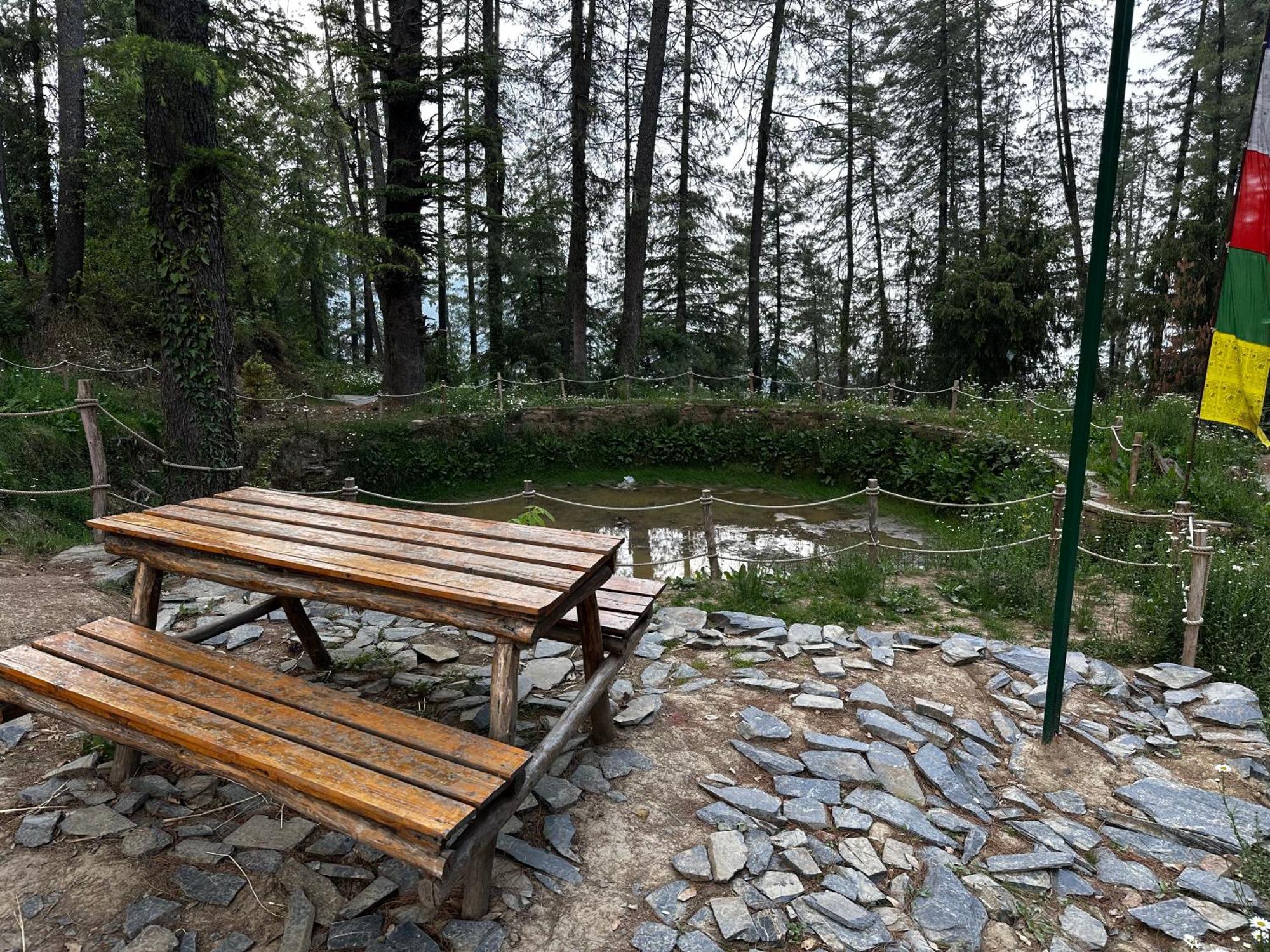 Hotel Daak Bangla Retreat à Kufri Extérieur photo